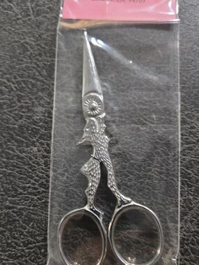 Vintage DG63 Rabbit 3.5" Embroidery Scissors Fancy, New